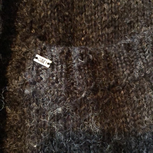 OBEY Shrug Sweater Size Small - Picture 3 of 10